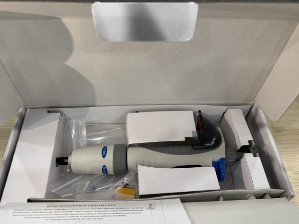 Micro-pipet-series-S-500-5000-µL-2