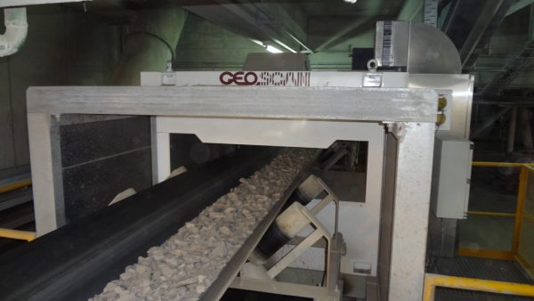 Hệ thống phân tích nguyên tố trực tuyến cho ngành xi măng Geoscan-C